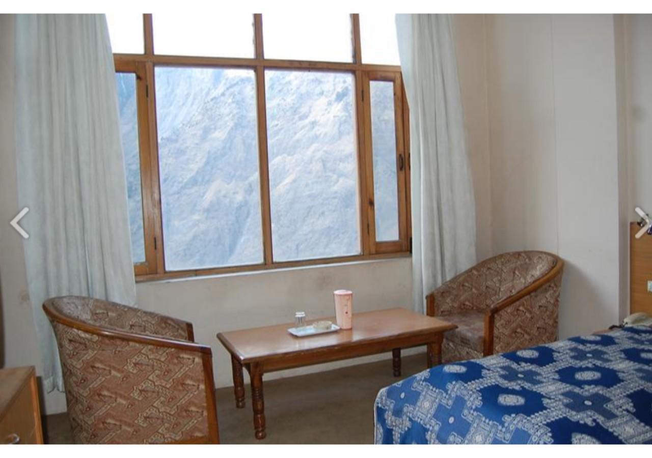 Ishwari Narayani Hotel Joshimath Bagian luar foto